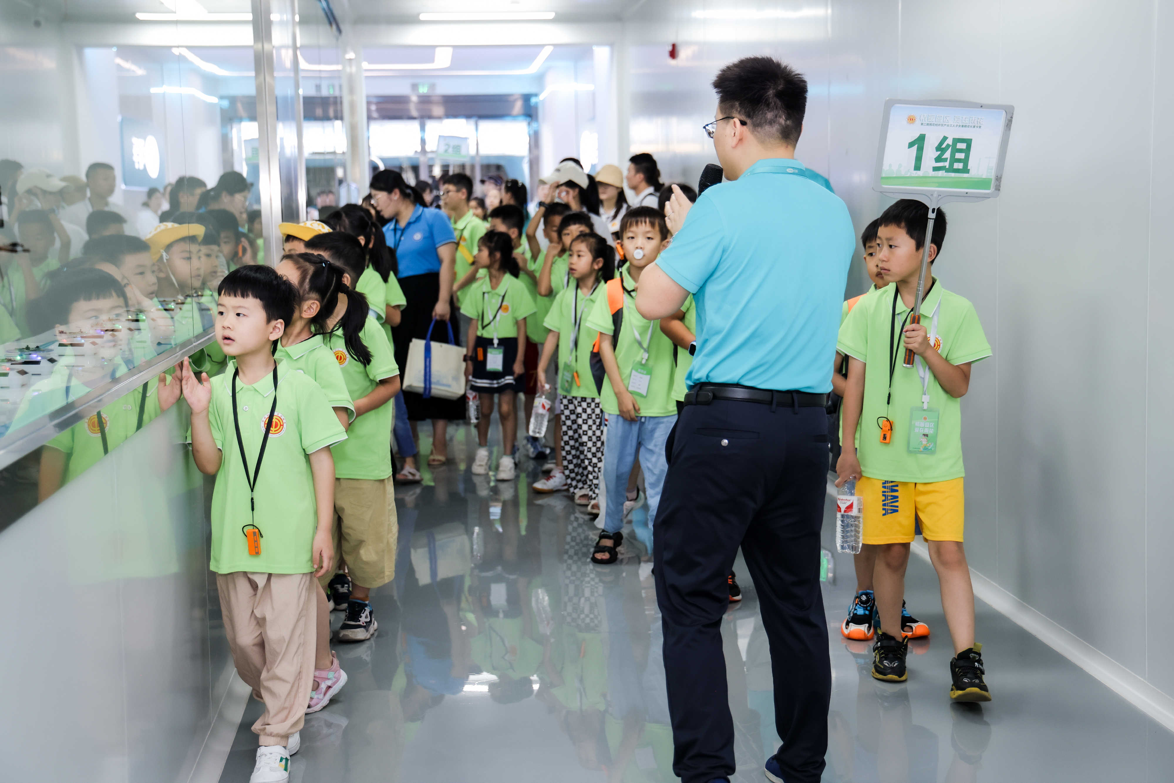 “情暖园区 爱在雨花”第二期雨花经开区产业工人子女暑期夏令营结营